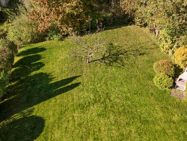 GRUNDSTÜCK LUFTAUFNAHME