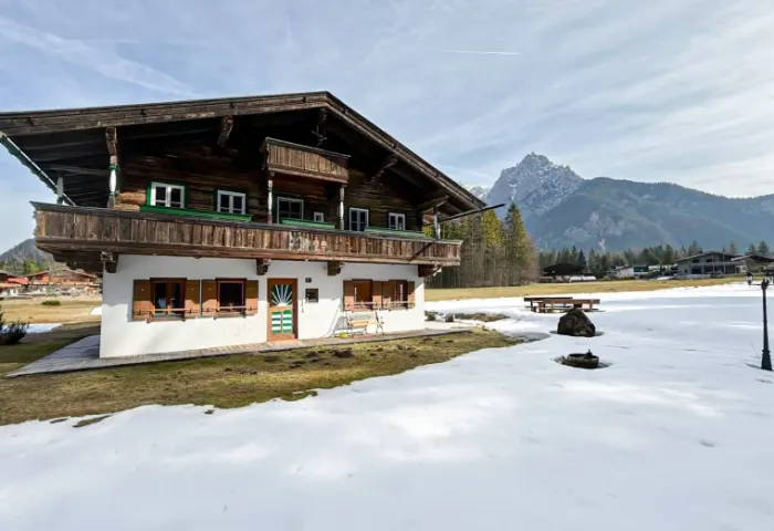 AUSSENANSICHT