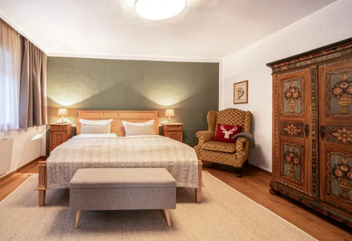 SCHLAFZIMMER
