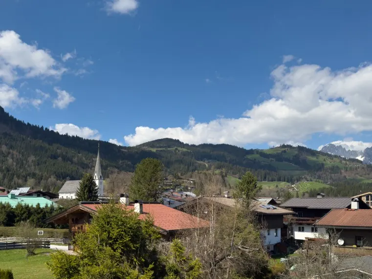 AUSBLICK KIRCHE
