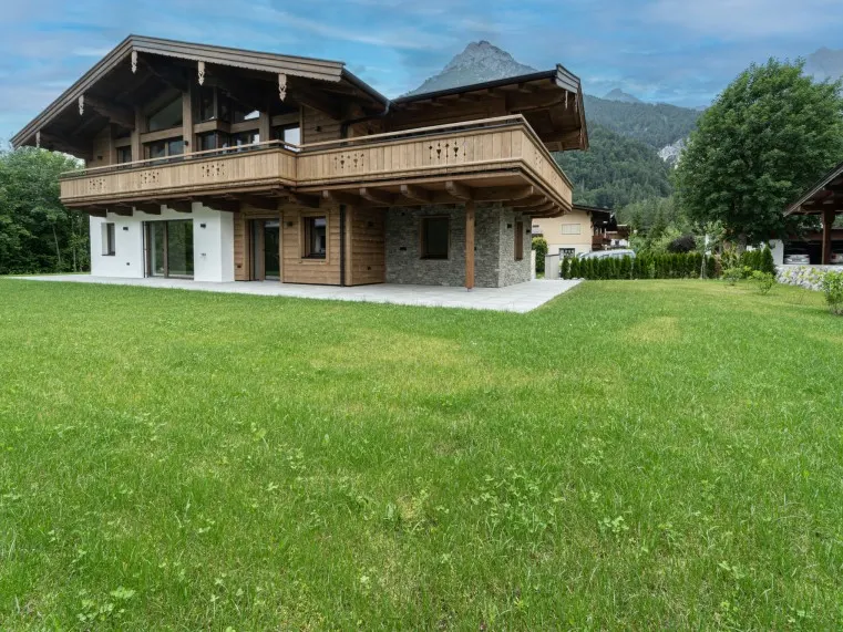 AUSSENANSICHT