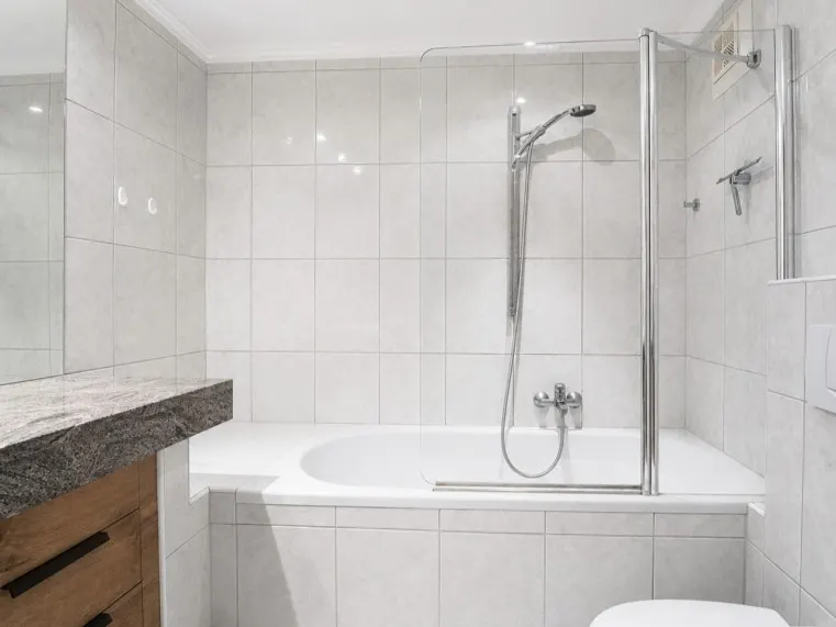 BADEWANNE