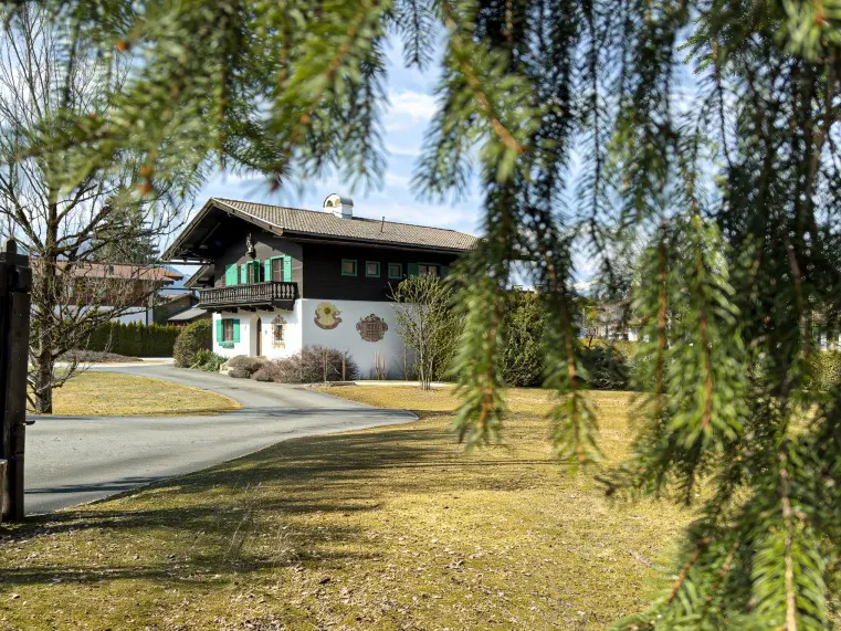 AUSSENANSICHT