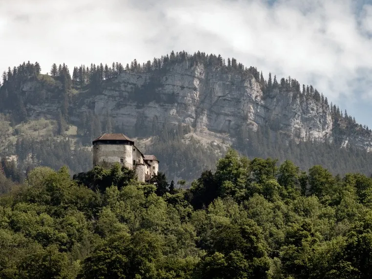 SCHLOSS