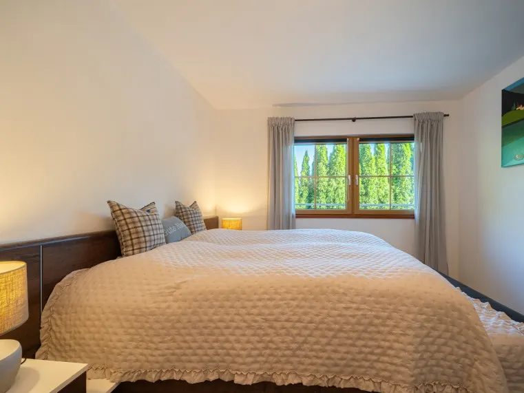 SCHLAFZIMMER FERIENWOHNUNG
