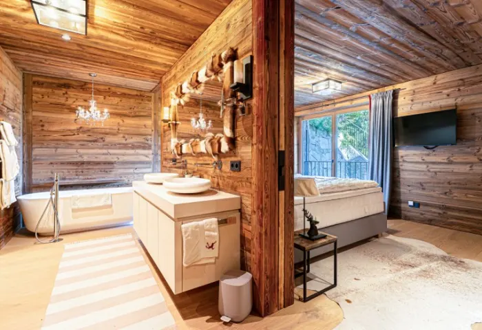 MASTERSCHLAFZIMMER
