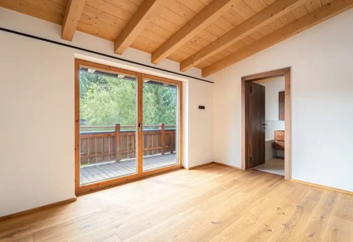 SCHLAFZIMMER + BADEZIMMER