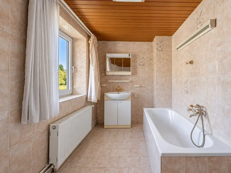 BADEWANNE