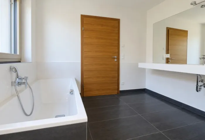 BADEWANNE