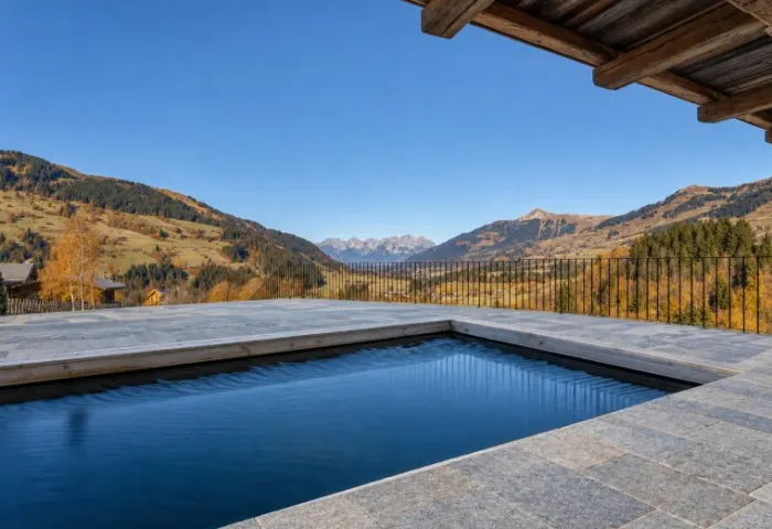 OUTDOORPOOL